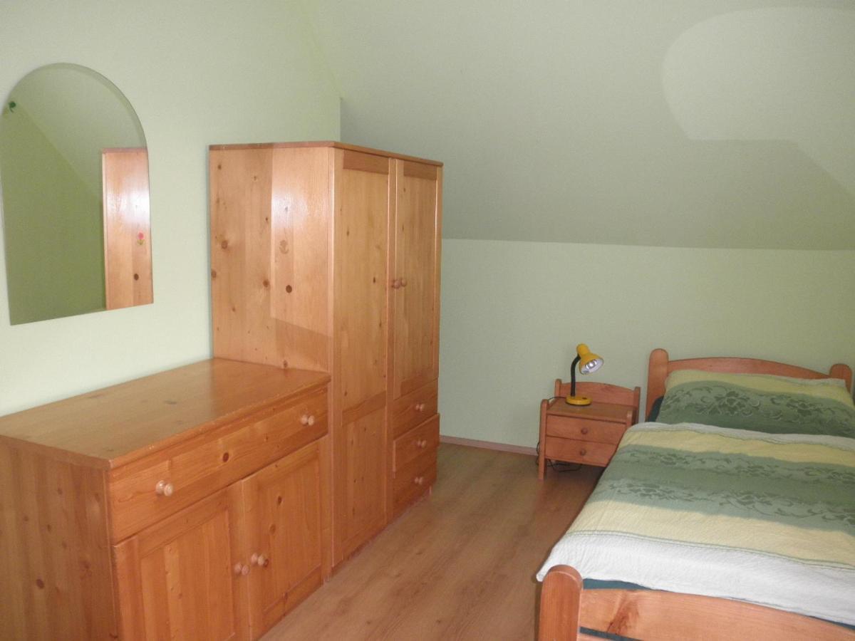 Chaty Pod Knizeci, Trojanovice Bagian luar foto