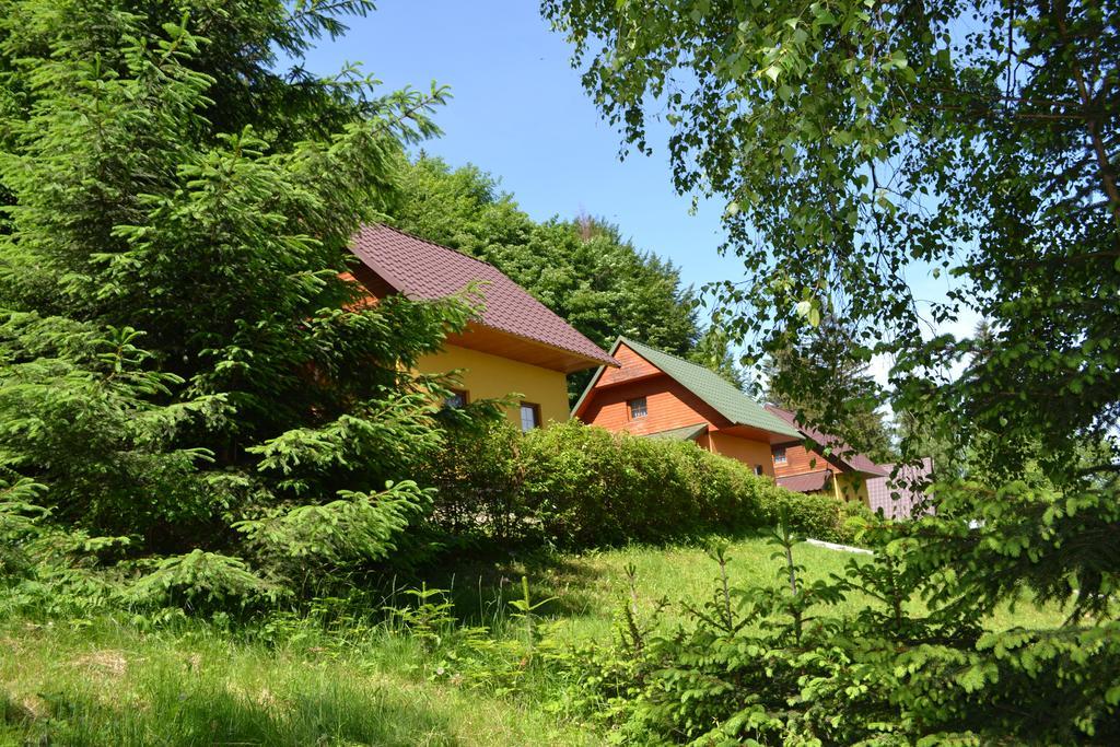 Chaty Pod Knizeci, Trojanovice Bagian luar foto